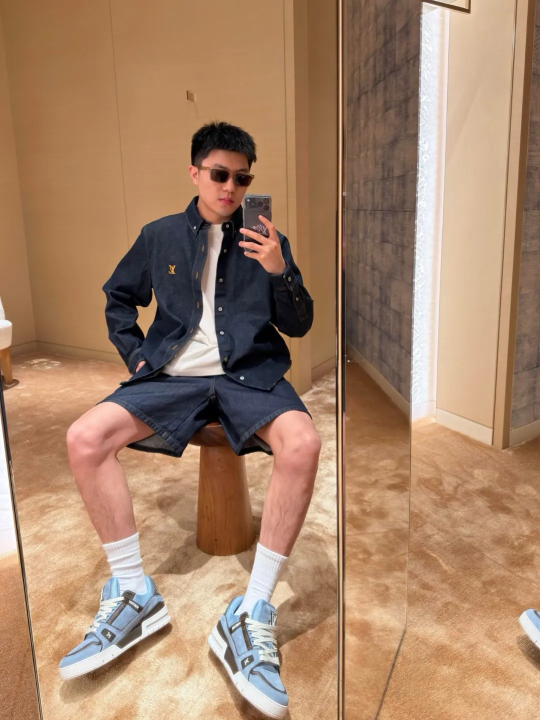 Louis Vuitton/